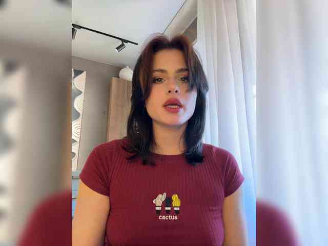 Vanessa-Tenderness webcam
