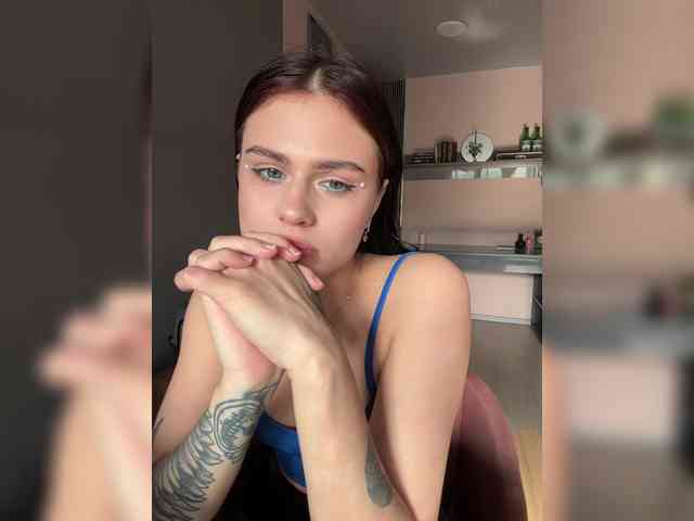 Vanessa-Tenderness webcam