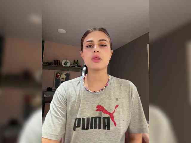 Vanessa-Tenderness webcam
