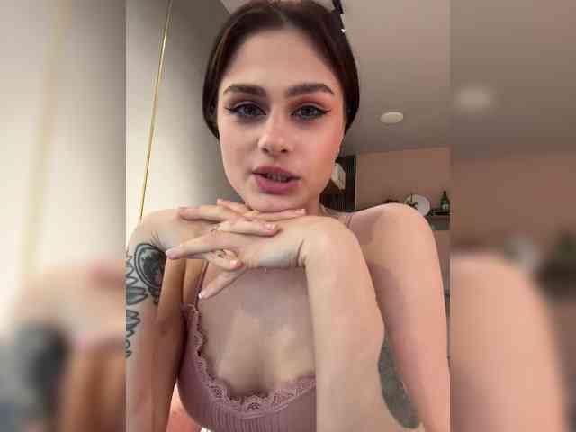 Vanessa-Tenderness webcam