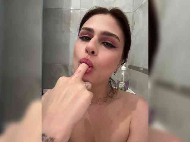Vanessa-Tenderness webcam
