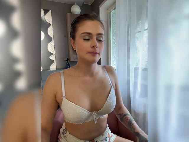 Vanessa-Tenderness webcam