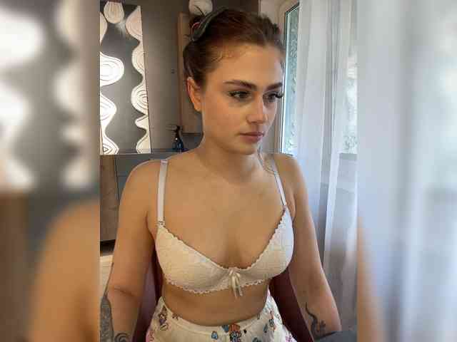 Vanessa-Tenderness webcam