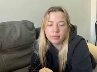 AlyraSun Porn Show