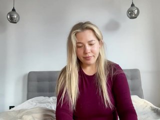 AlyraSun Porn Show