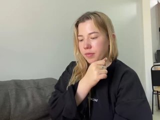 AlyraSun Porn Show