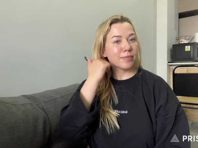 AlyraSun live cam on BongaCams