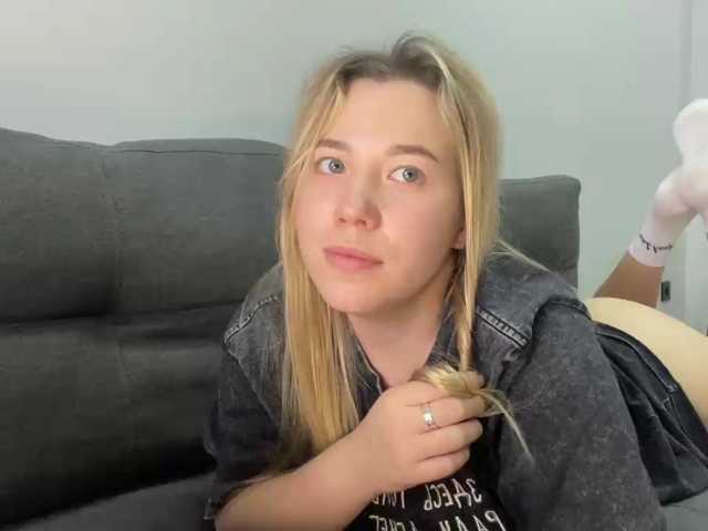 AlyraSun live cam on BongaCams