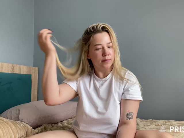 AlyraSun live cam on BongaCams