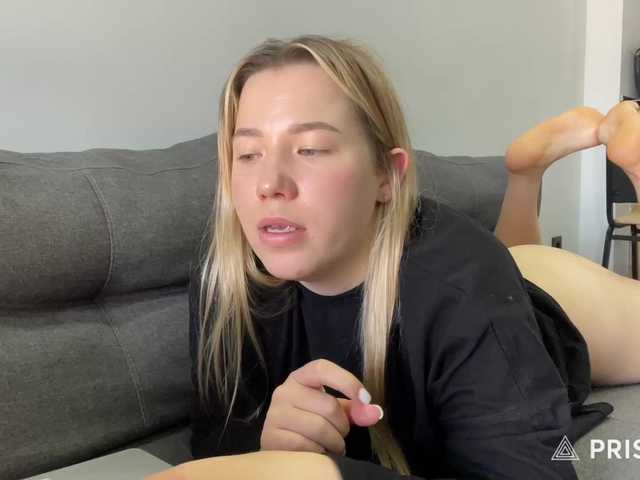 AlyraSun live cam on BongaCams