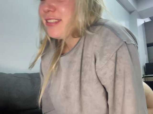 AlyraSun live cam on BongaCams