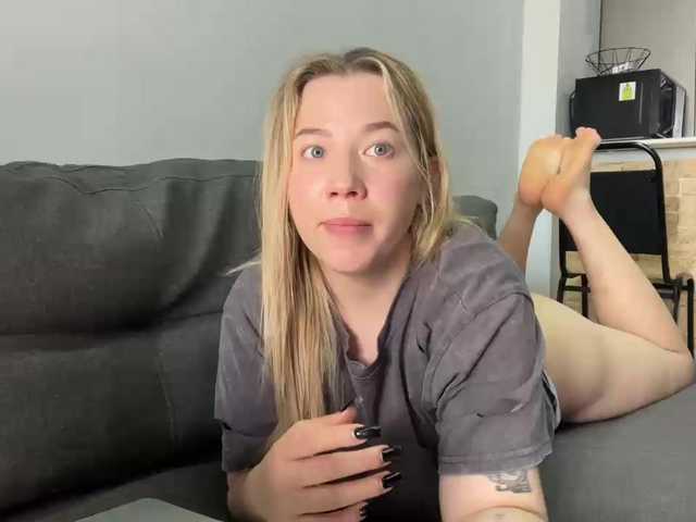 AlyraSun live cam on BongaCams