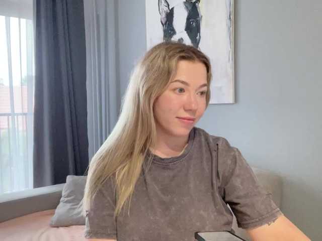 AlyraSun live cam on BongaCams