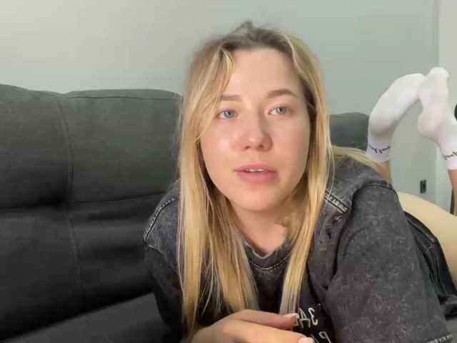 AlyraSun live cam on BongaCams