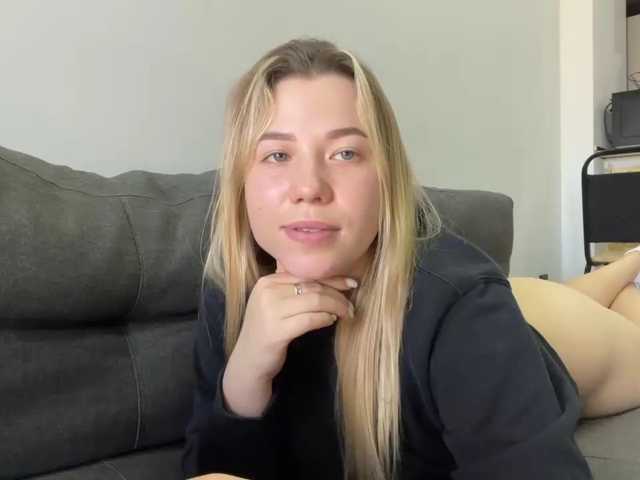 AlyraSun live cam on BongaCams