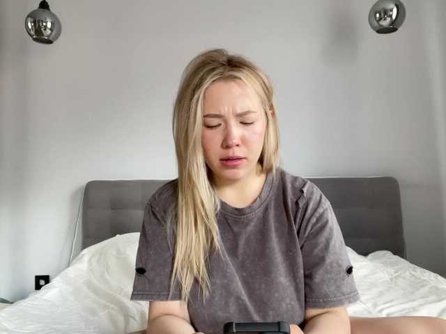 AlyraSun live cam on BongaCams