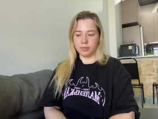 AlyraSun live cam on BongaCams