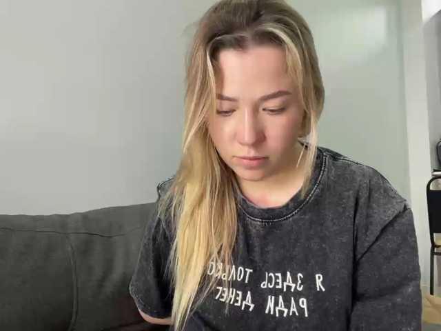 AlyraSun live cam on BongaCams