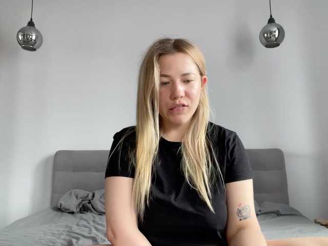 AlyraSun live cam on BongaCams