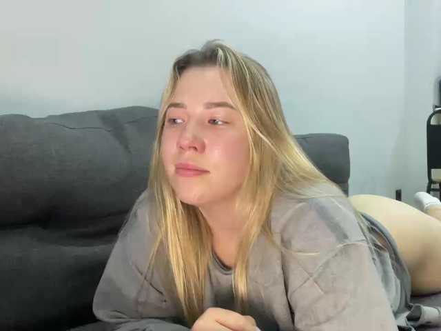 AlyraSun live cam on BongaCams