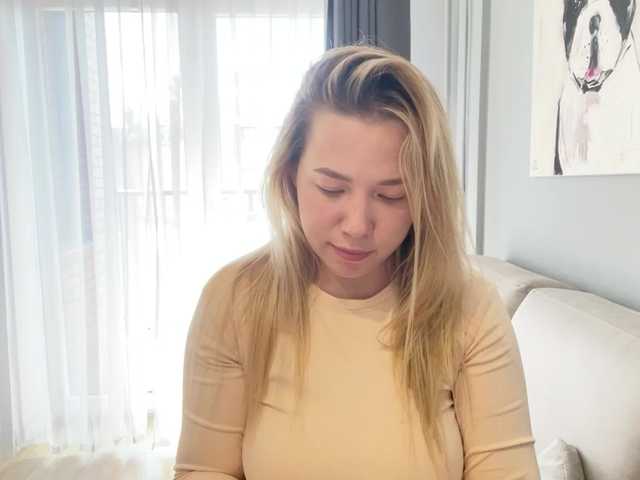 AlyraSun live cam on BongaCams