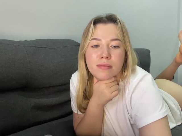 AlyraSun live cam on BongaCams
