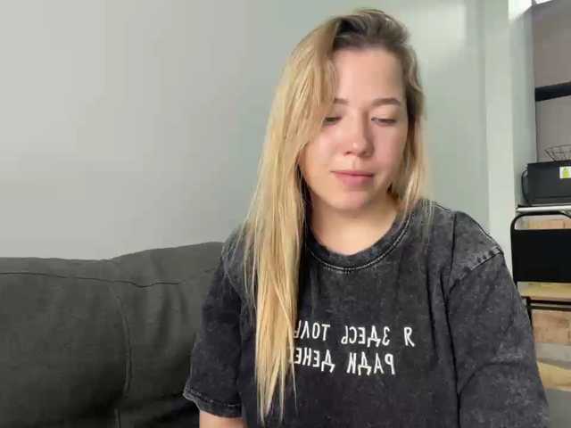 AlyraSun live cam on BongaCams