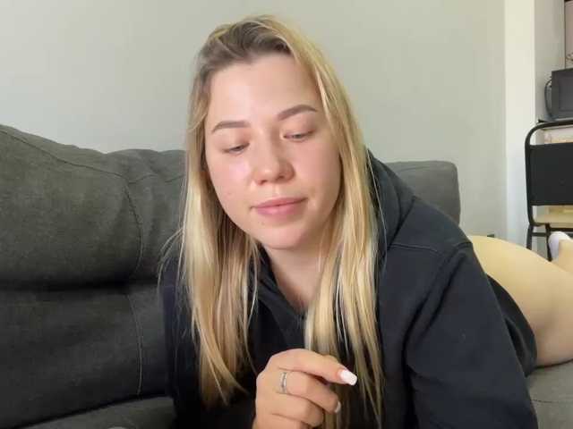 AlyraSun live cam on BongaCams