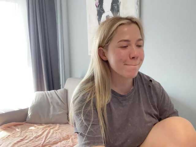 AlyraSun live cam on BongaCams