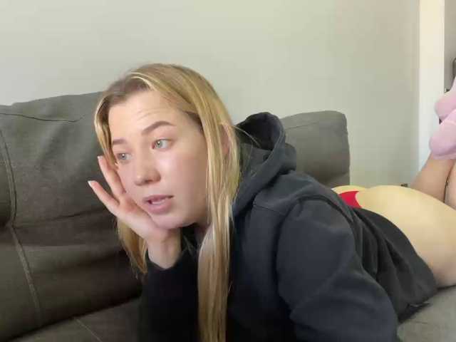 AlyraSun live cam on BongaCams