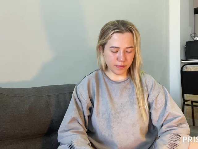AlyraSun live cam