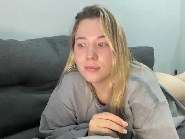 AlyraSun live cam on BongaCams