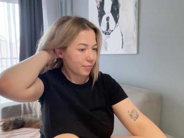 AlyraSun live cam on BongaCams