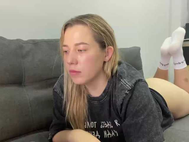 AlyraSun live cam on BongaCams