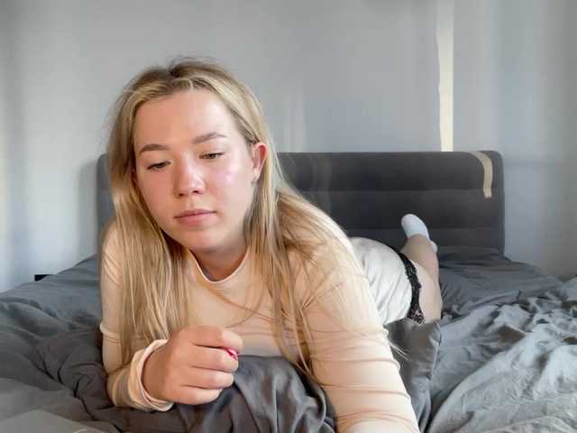 AlyraSun live cam on BongaCams