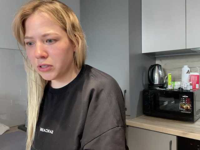 AlyraSun live cam on BongaCams