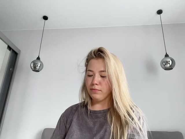 AlyraSun Cam en directo en BongaCams