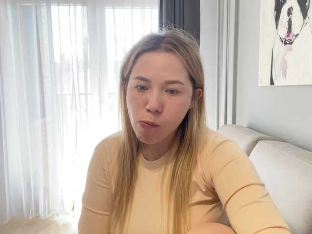 AlyraSun live cam on BongaCams
