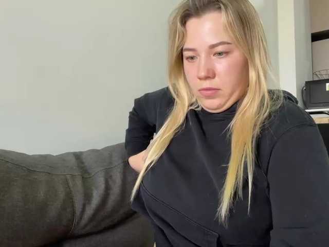 AlyraSun live cam on BongaCams