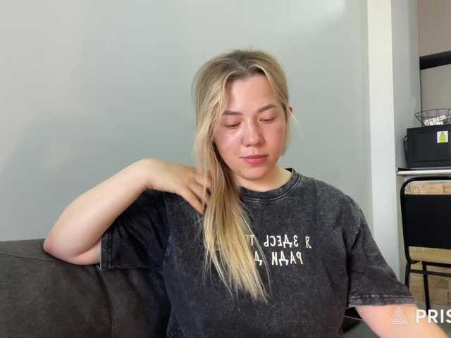 AlyraSun live cam on BongaCams