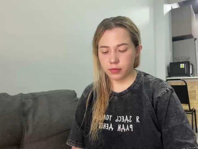 AlyraSun live cam on BongaCams