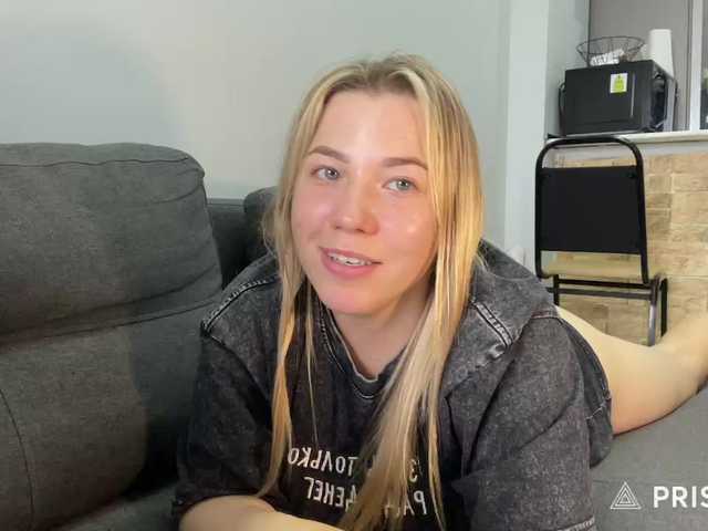 AlyraSun live cam on BongaCams