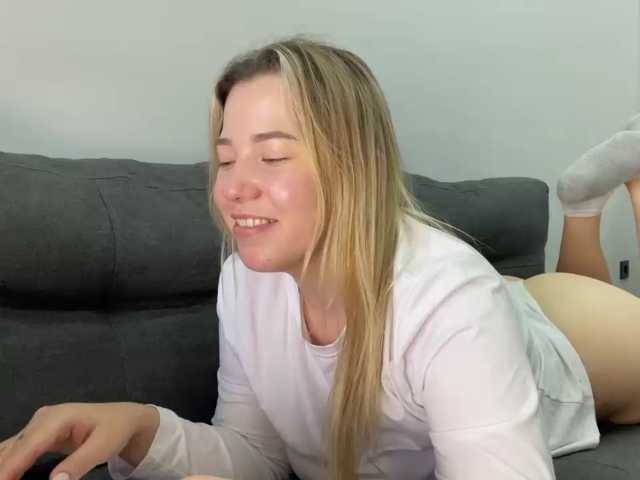 AlyraSun webcam