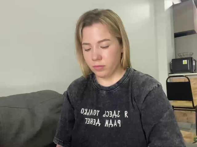 AlyraSun live cam on BongaCams