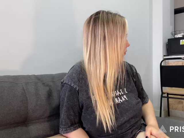 AlyraSun live cam on BongaCams