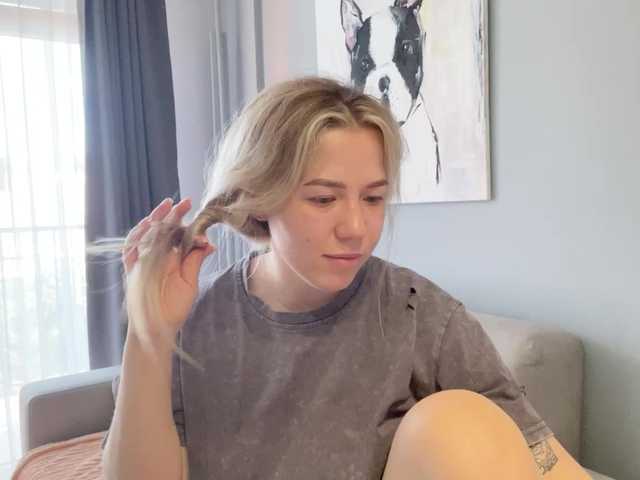 AlyraSun live webcam show