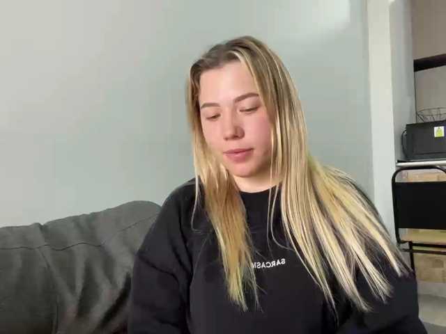 AlyraSun live cam on BongaCams