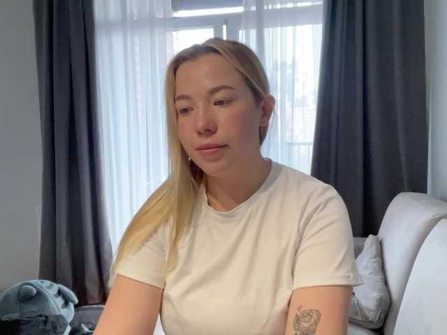 AlyraSun live cam on BongaCams