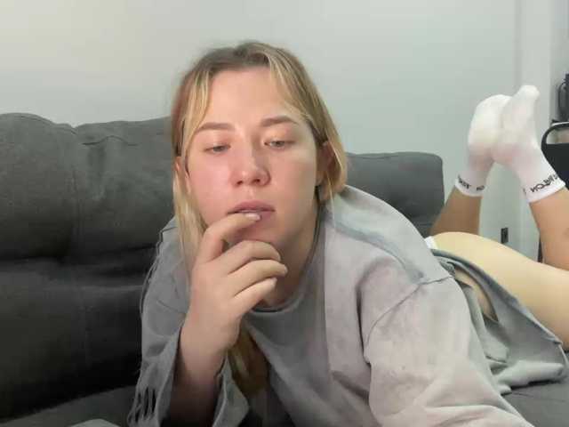 AlyraSun live cam on BongaCams