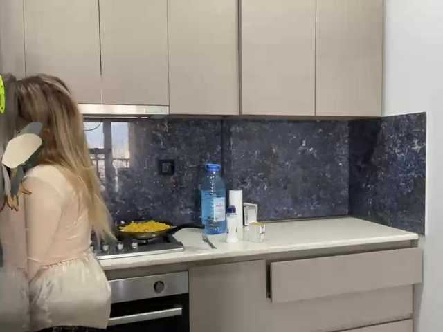 AlyraSun live cam on BongaCams